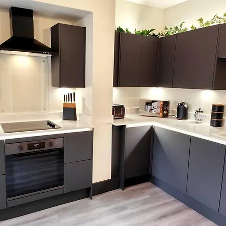 Carvetii - Anne House 1 - Dbl Bed Ground Floor En-suite *